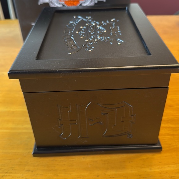 Harley Davidson Jewelry Box.  New in box.
Absolutely  gorgeous!! - Picture 8 of 16